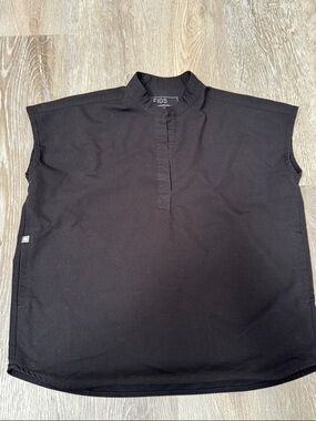 FIGS Black Sleeveless Mock-Collar Medical Tunic